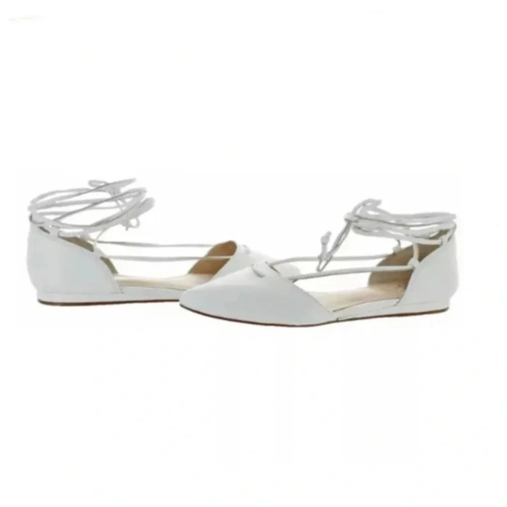 Vince Camuto lace up flats